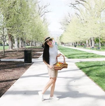 outfit with khaki shorts