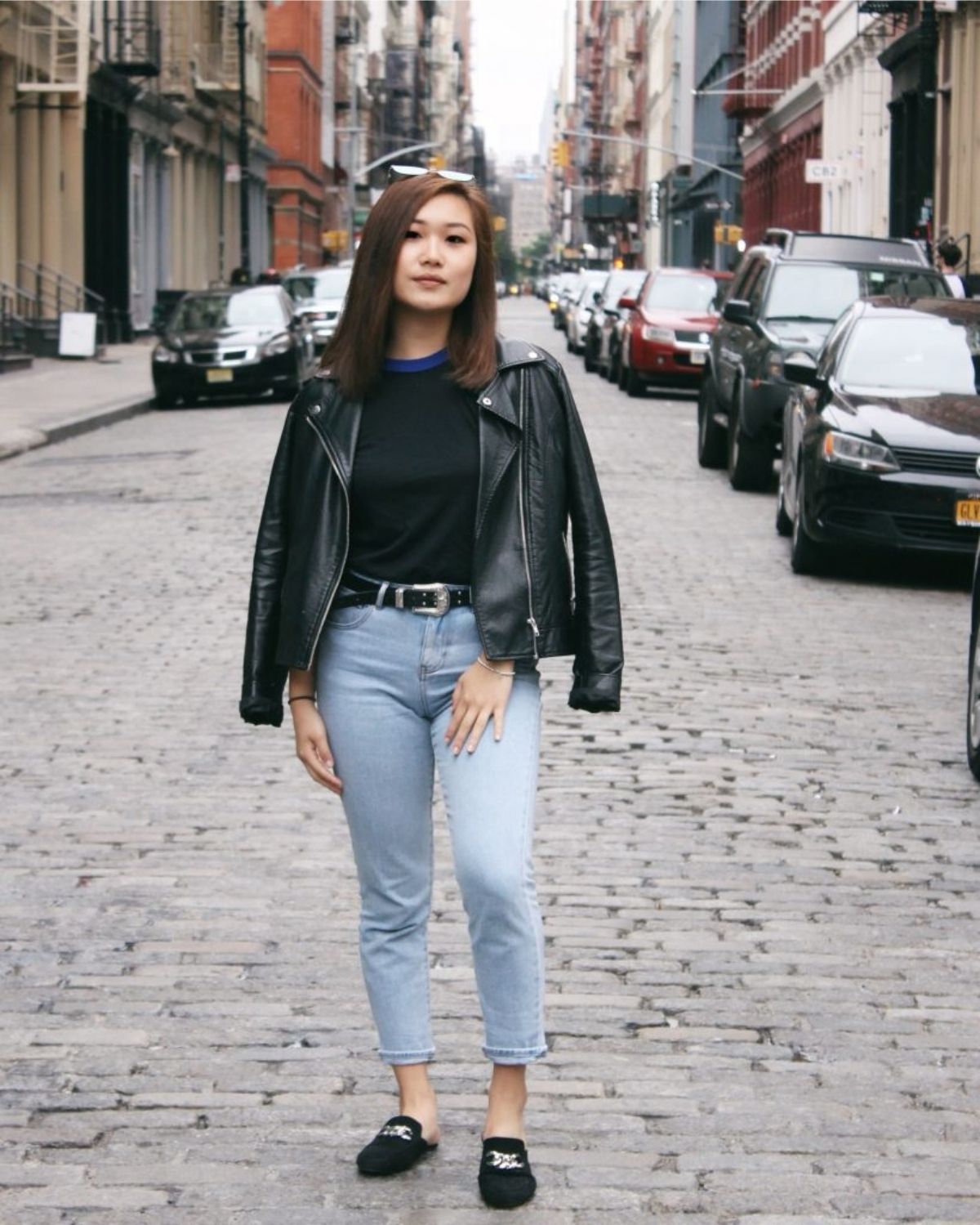 leather jacket mom jeans outfit