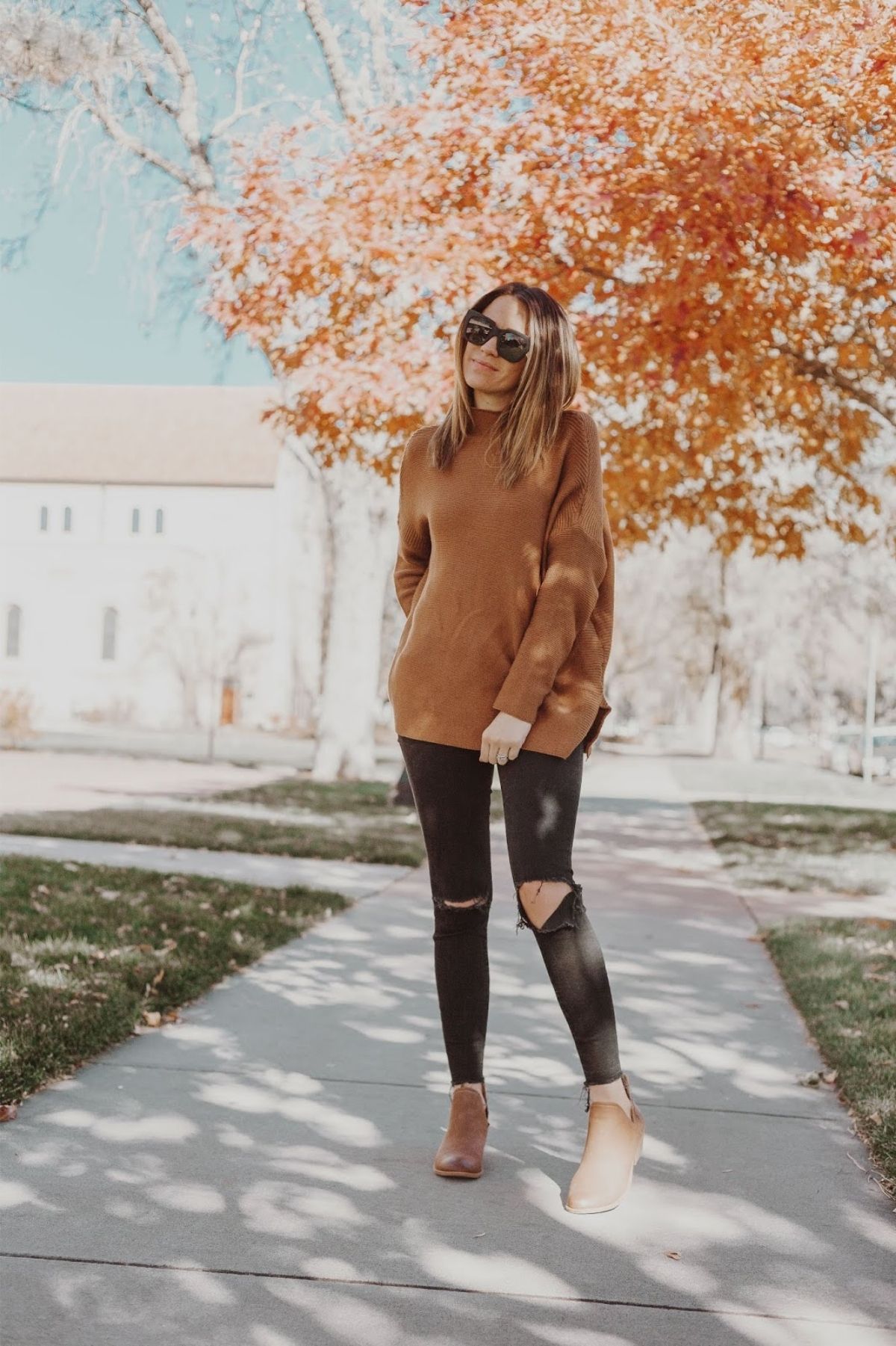 What To Wear With Black Jeans - Cleo Madison