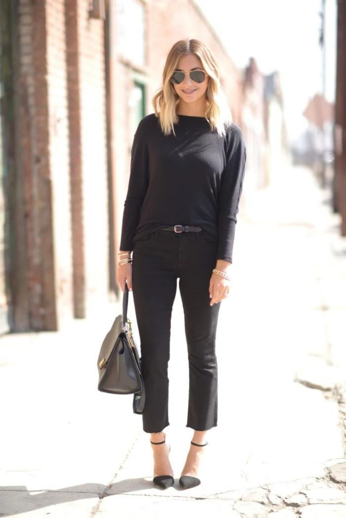 all black cropped flare jeans outfit