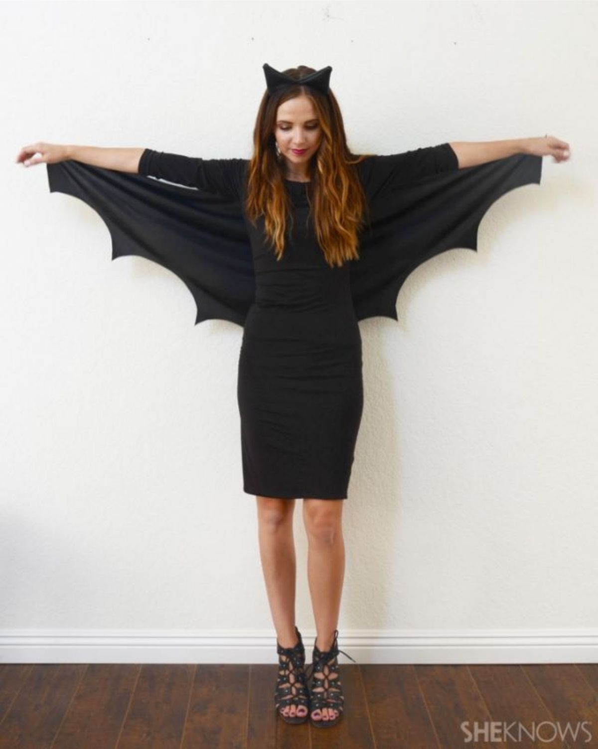 DIY bat costume from She Knows blog