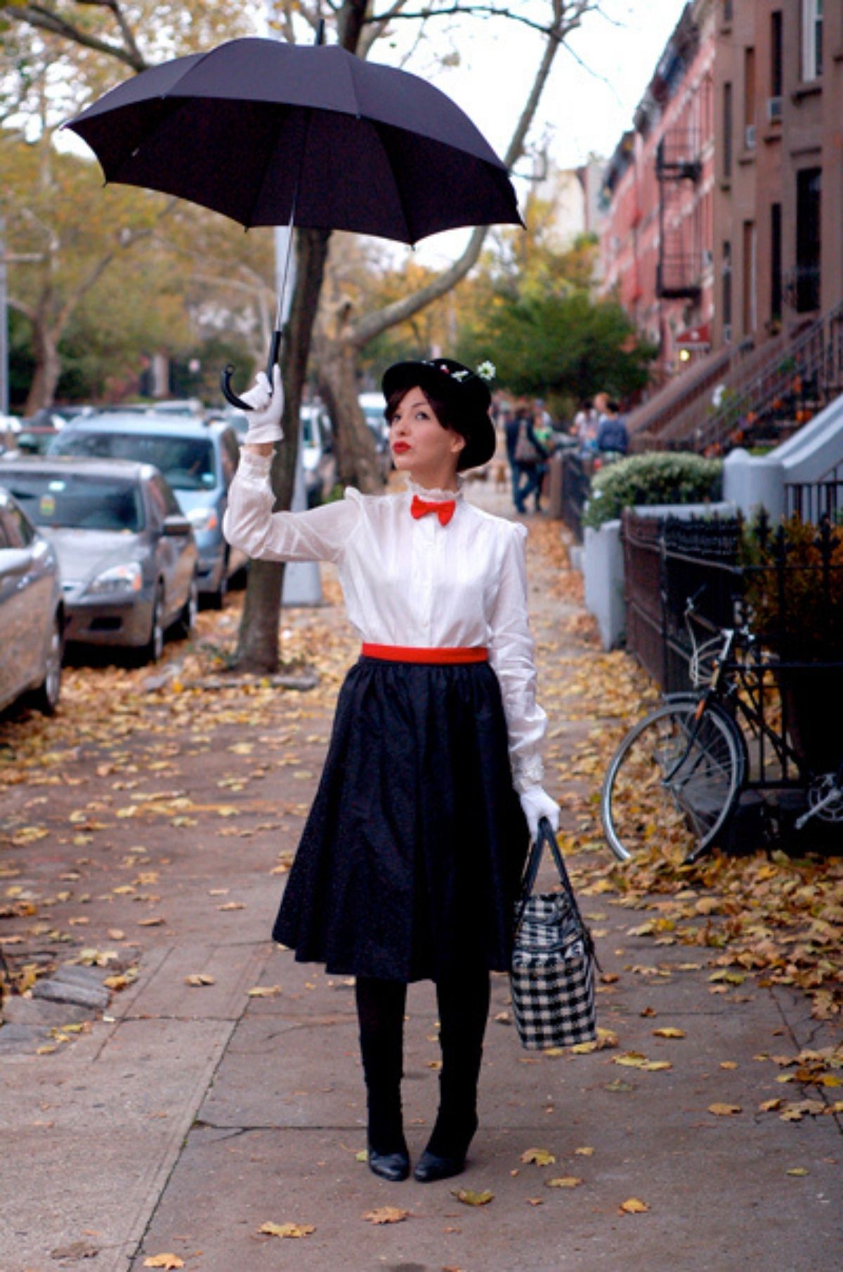 Keiko Lynn's modest Mary Poppins outfit