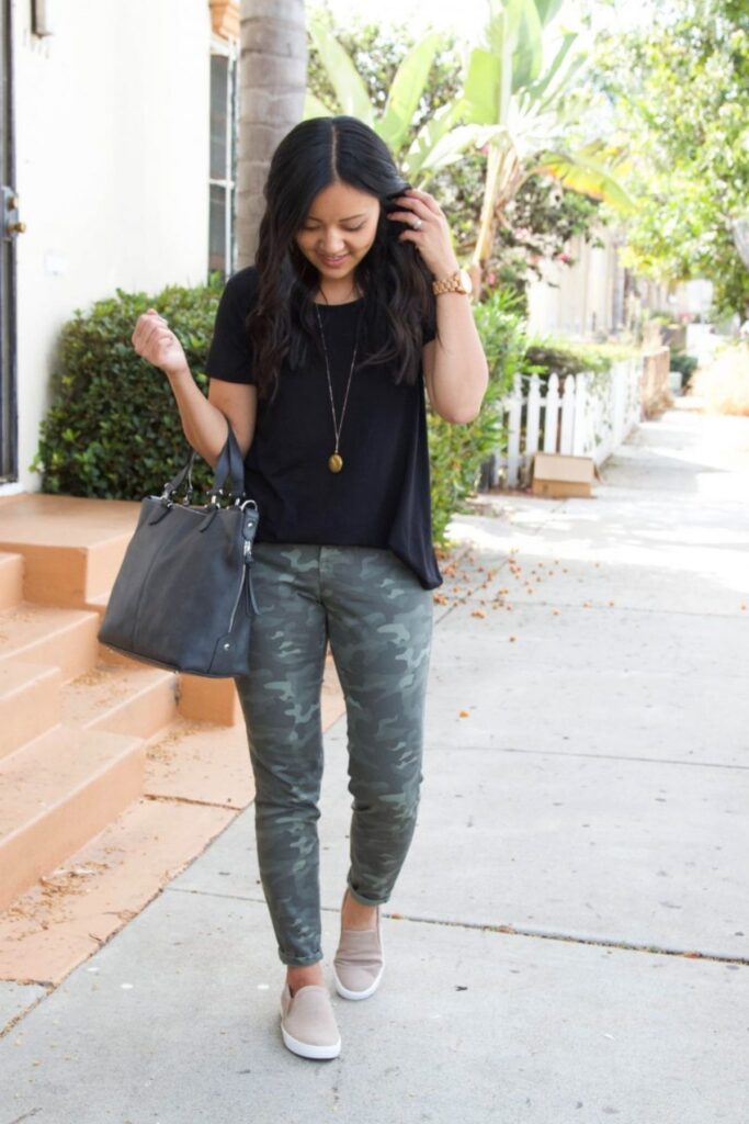 Stylish Black T-Shirt with Camo Pants for Urban Fashion