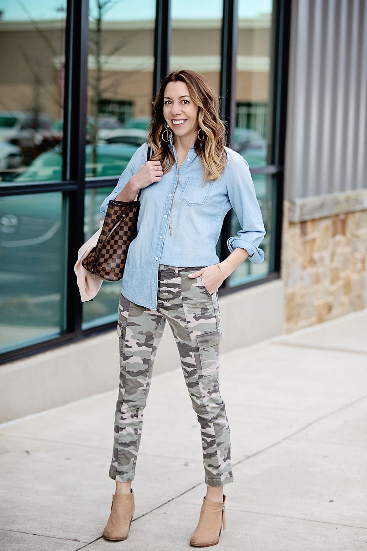 wear a chambray shirt with camo pants