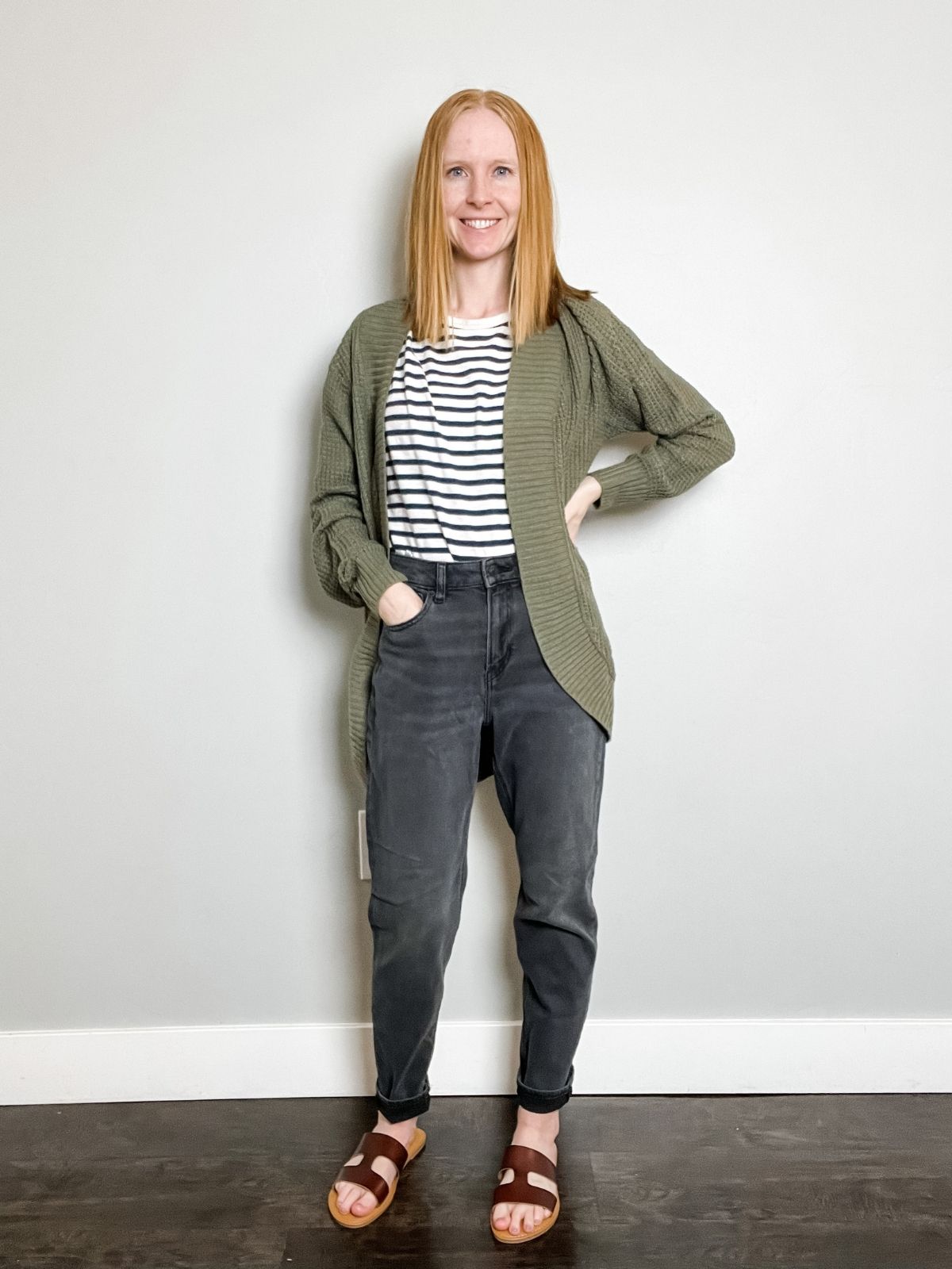 styling long cardigan with striped top black mom jeans sandals