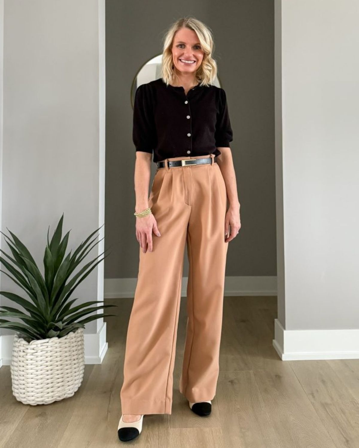 Black Short Sleeve Cardigan Outfit