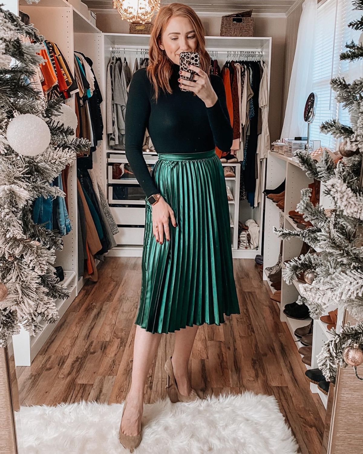 Green Pleated Skirt Outfit