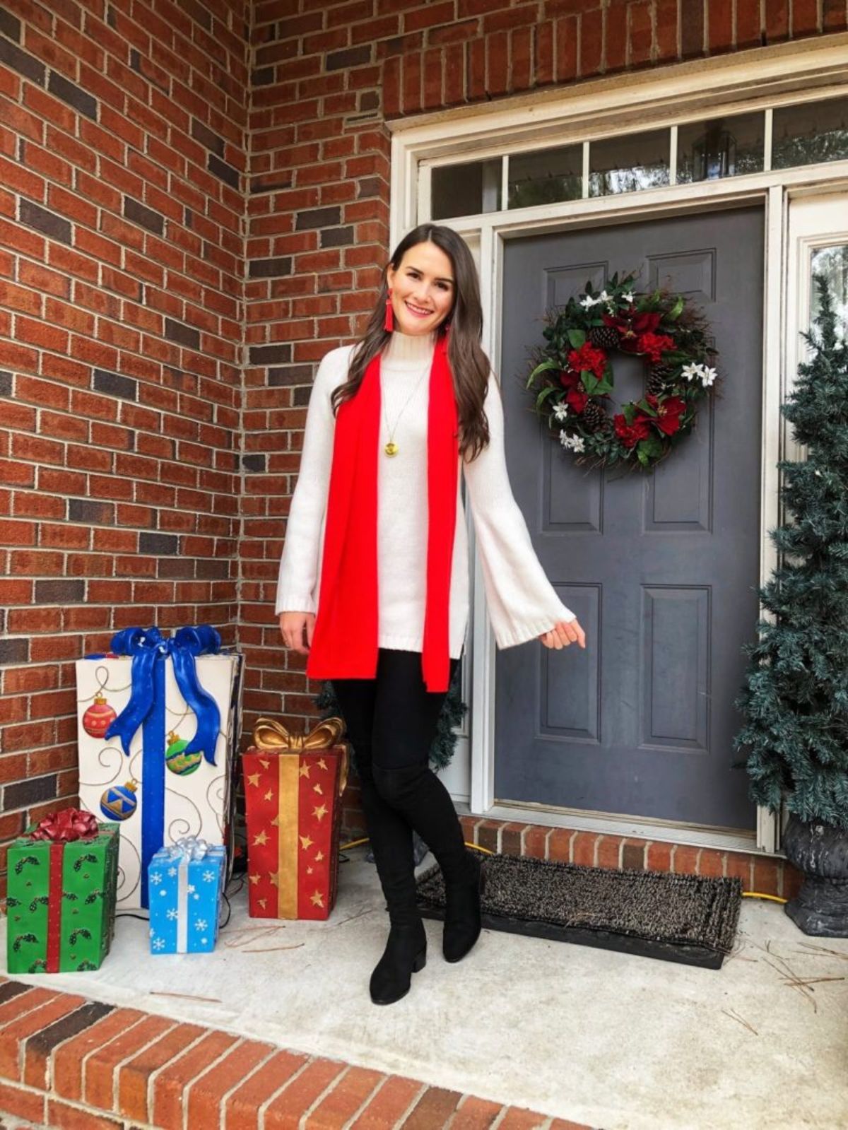 Festive Outfit With Leggings