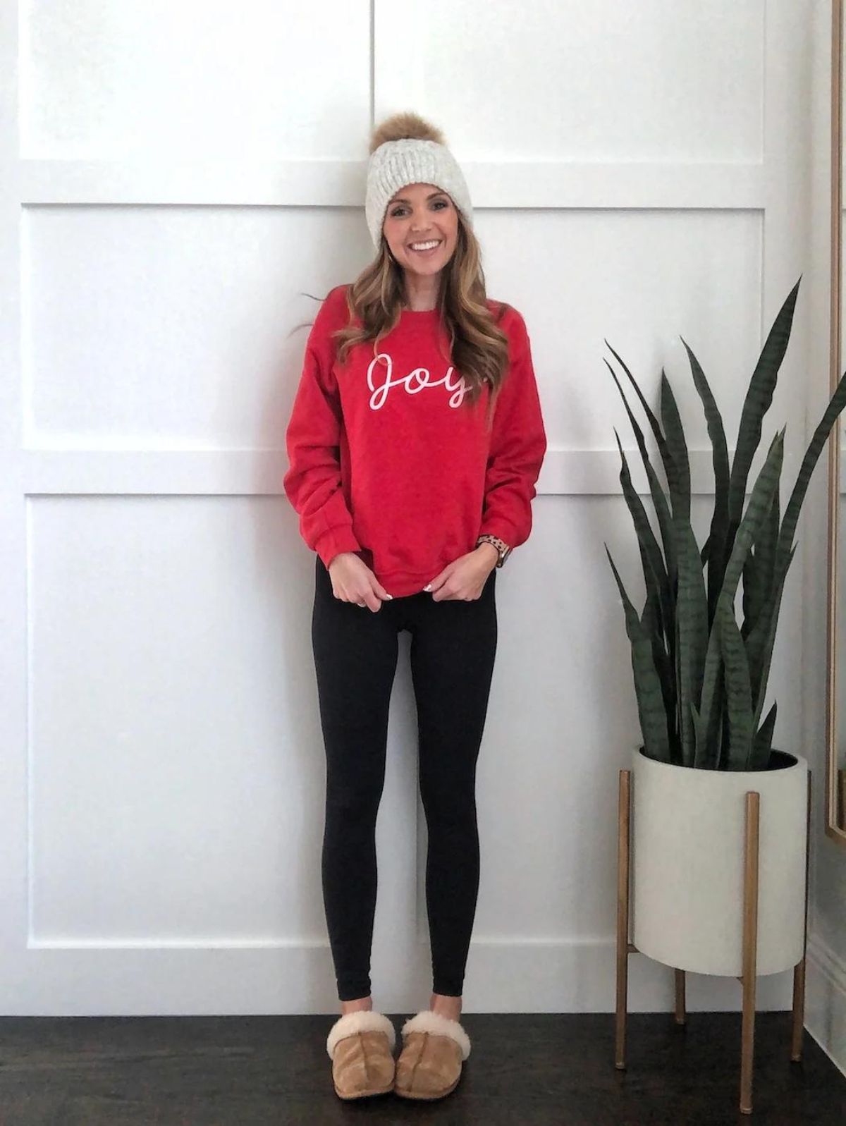 Festive Sweatshirt And Leggings Outfit