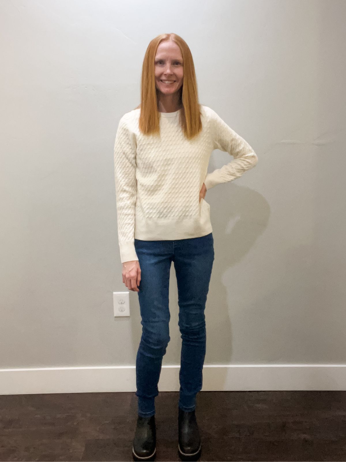 Modest outfits with jeans 2025