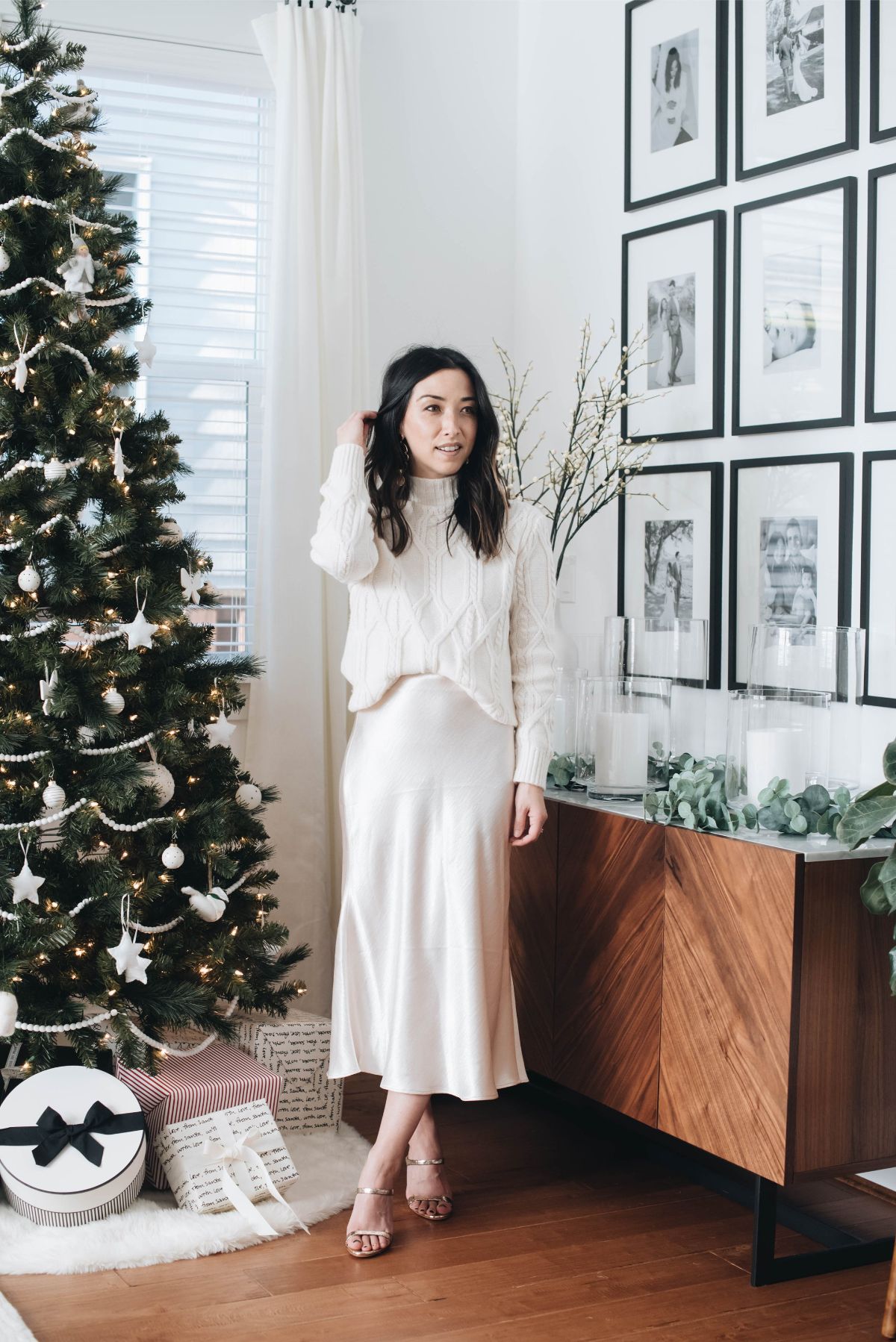 10 Warm And Cute Winter Church Outfits - Cleo Madison