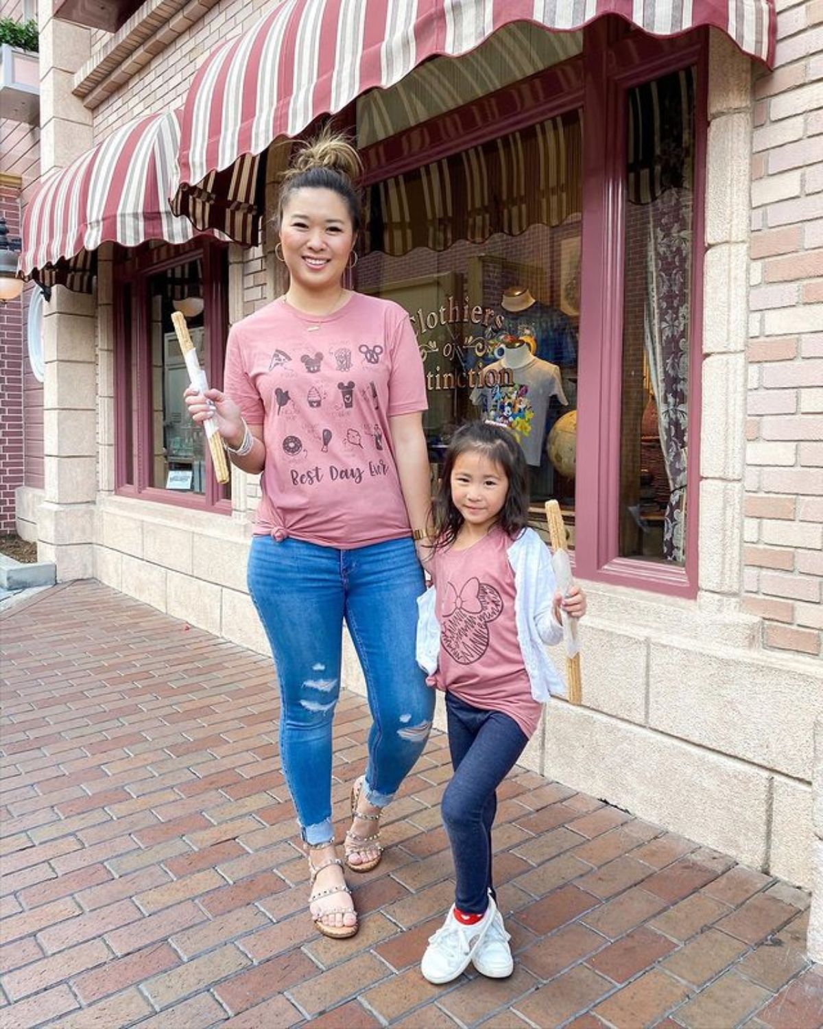 Disneyland Snacks Outfit