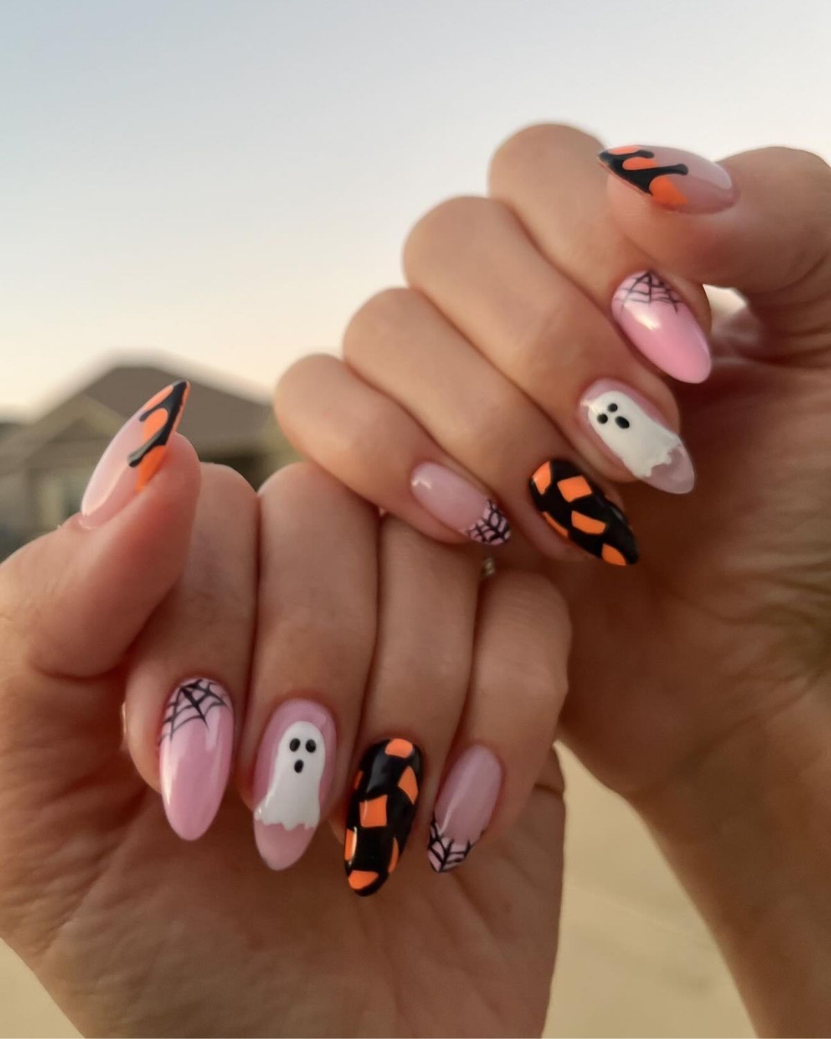 Cute Halloween Nails Idea