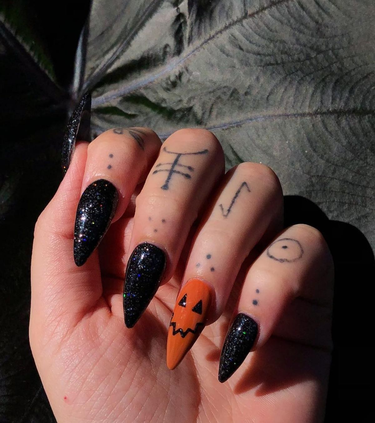 Pointy Jack-O-Lantern Nails