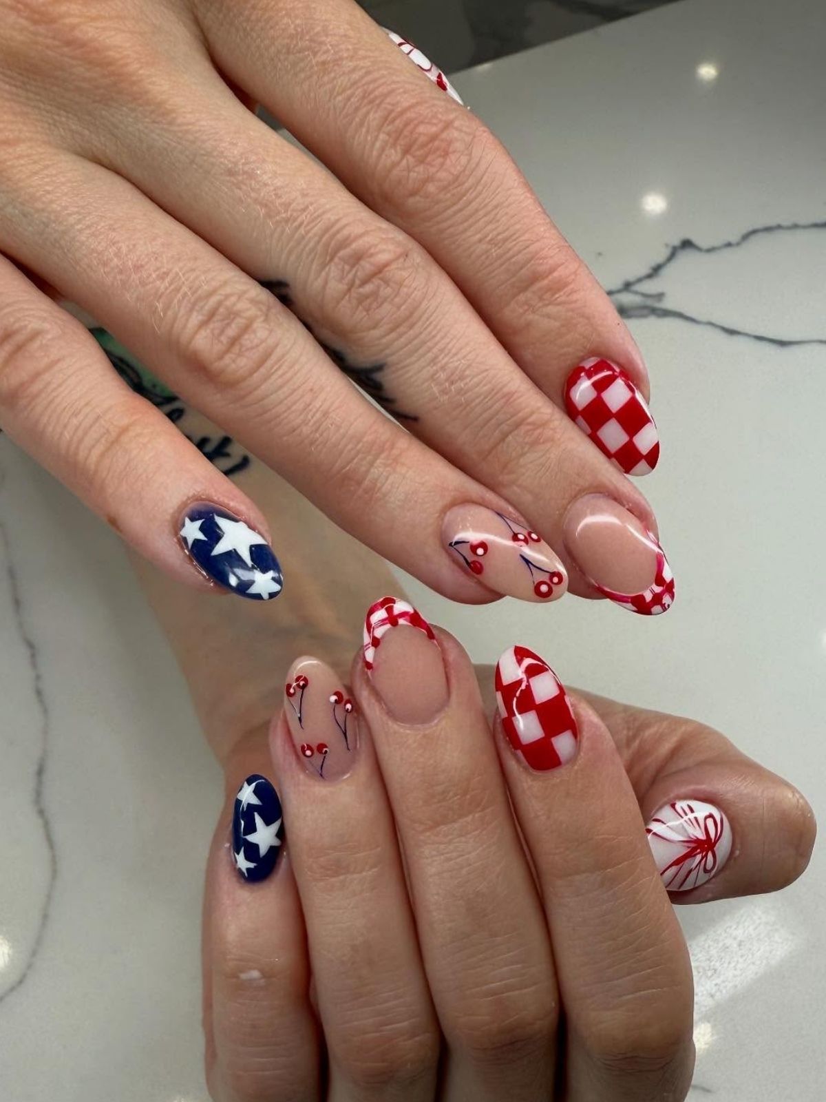 4th of July Nail Inspo