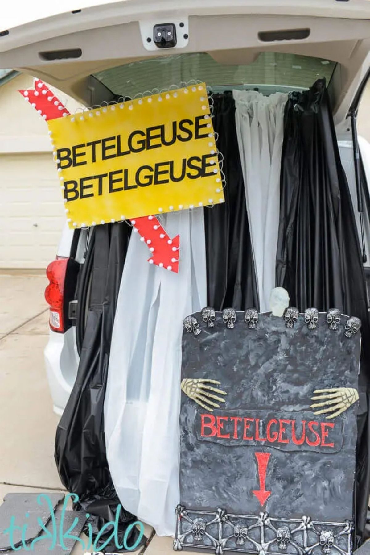 Beetlejuice Trunk