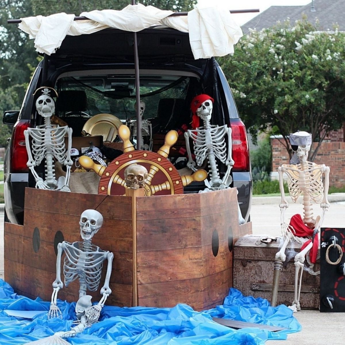 Pirate Ship Trunk