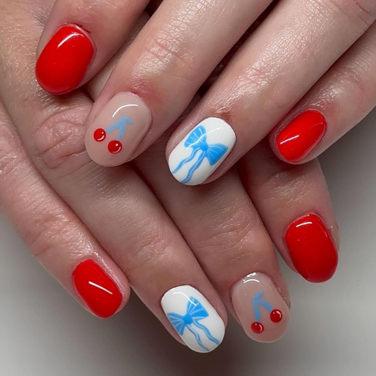 Pretty Bow Nails