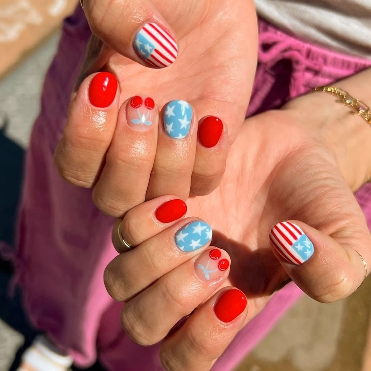 Short Flag Nails