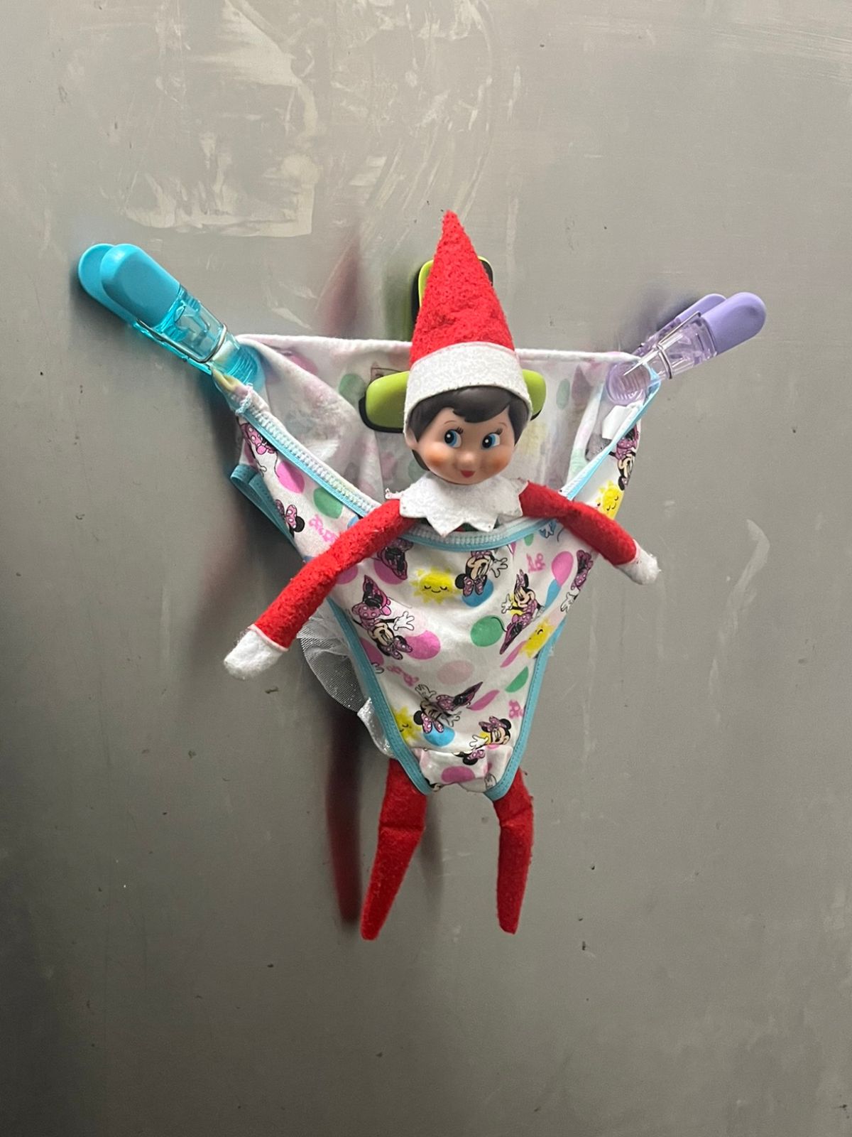 elf stuck in undies