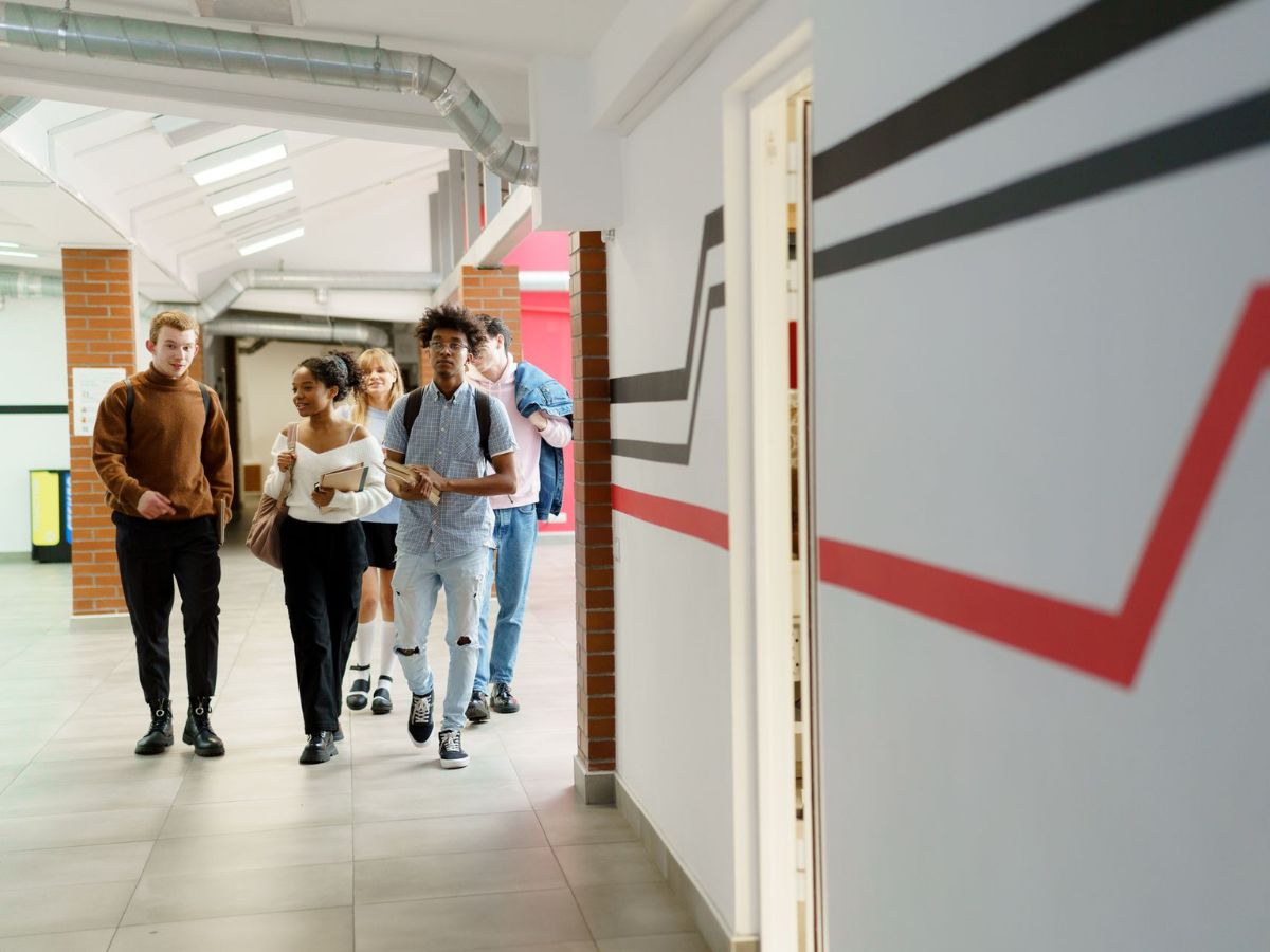 students walking in the hallway